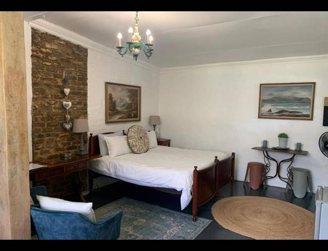 5 BEDROOM FREESTANDING FOR SALE IN CULLINAN